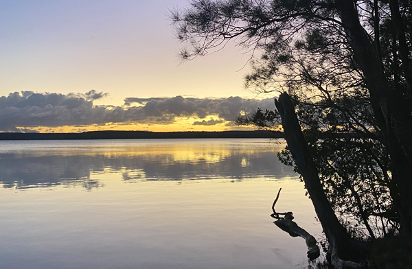lake-weyba lake-weyba